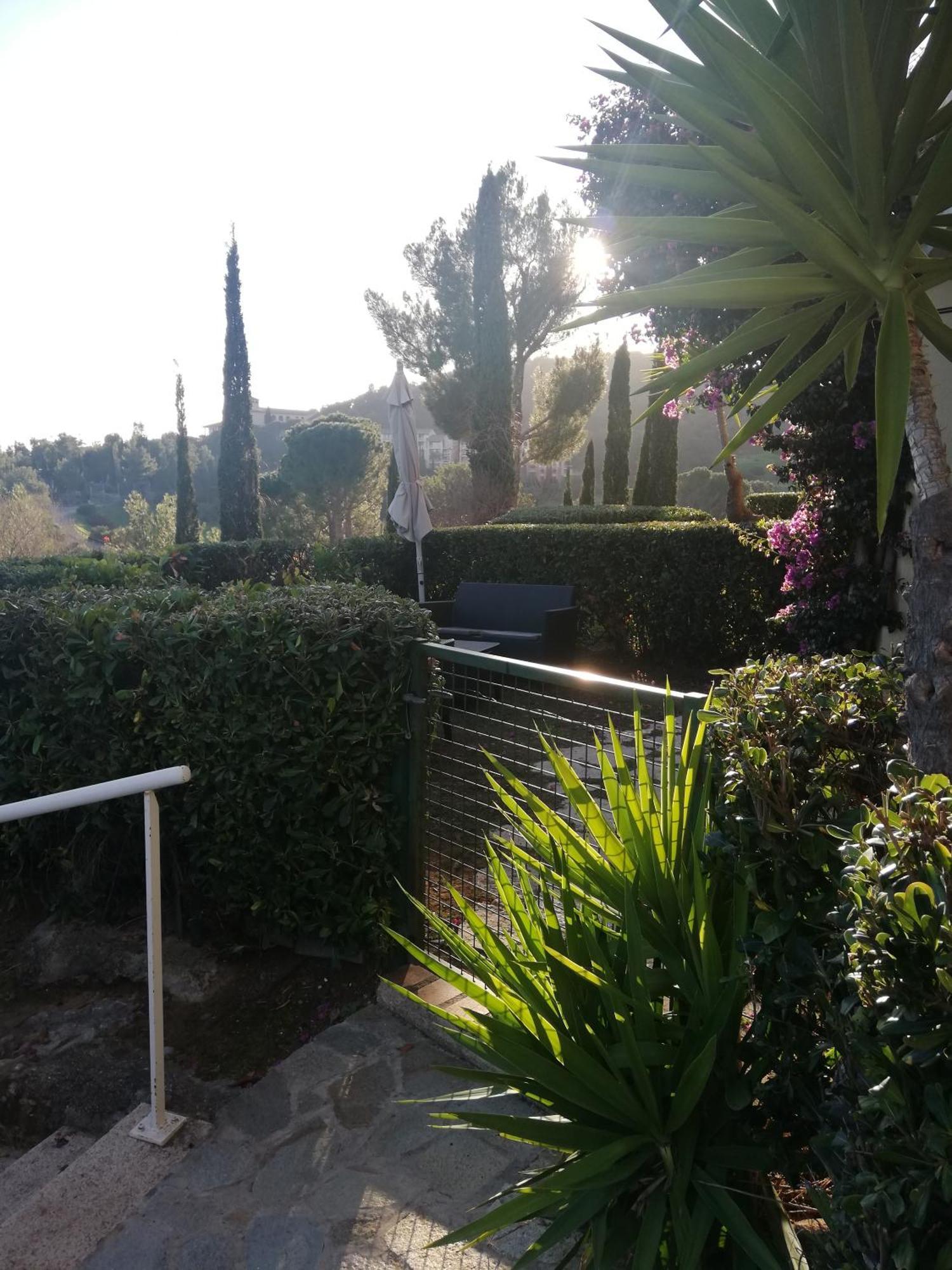 T2 En Rez De Jardin Privatif Cloture , Cap Esterel Pierre Et Vacances ,Piscine Chauffee Des Le 05 Avril Au 02 Novembre Saint-Raphaël エクステリア 写真